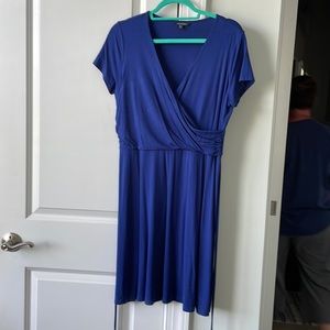 Land’s End Short Sleeve Crossover Dress Size Medium Petite